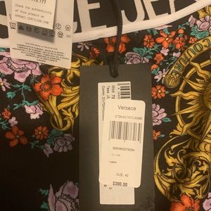 Versace leggings. Size 40.